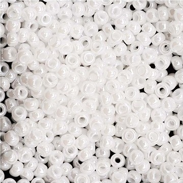 Toho Round Glass/Seed Bead 8/0 #121